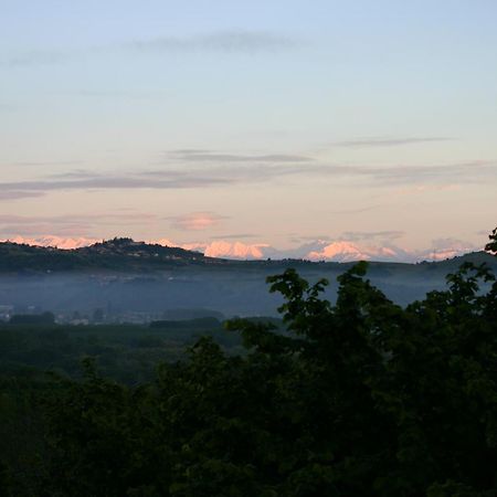 Cascina La Corte Bed & Breakfast Neive Exterior photo