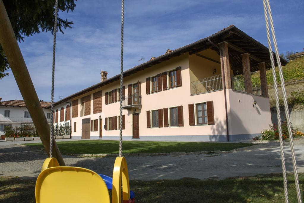 Cascina La Corte Bed & Breakfast Neive Exterior photo